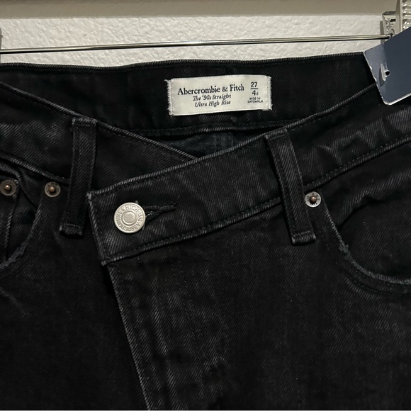 NWT Abercrombie & Fitch 90s ultra high rise straight asymmetrical fly black - Picture 10 of 12